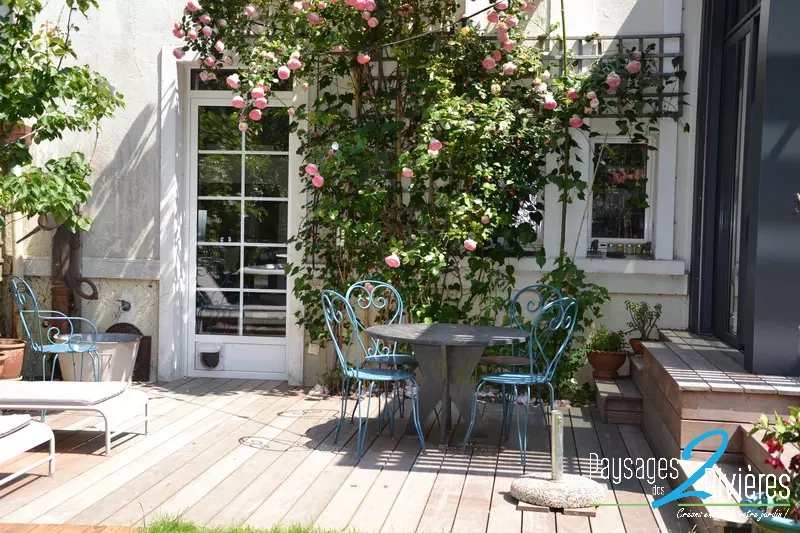 Terrasse en bois et mobilier extérieur - Paysagiste Nantes des Deux Rivières