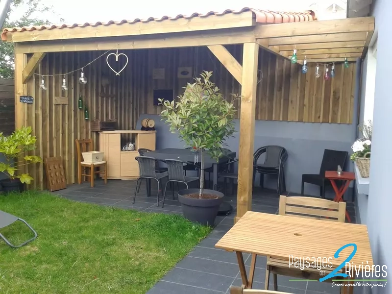 Construction en bois avec terrasse - Paysagiste Nantes des Deux Rivières