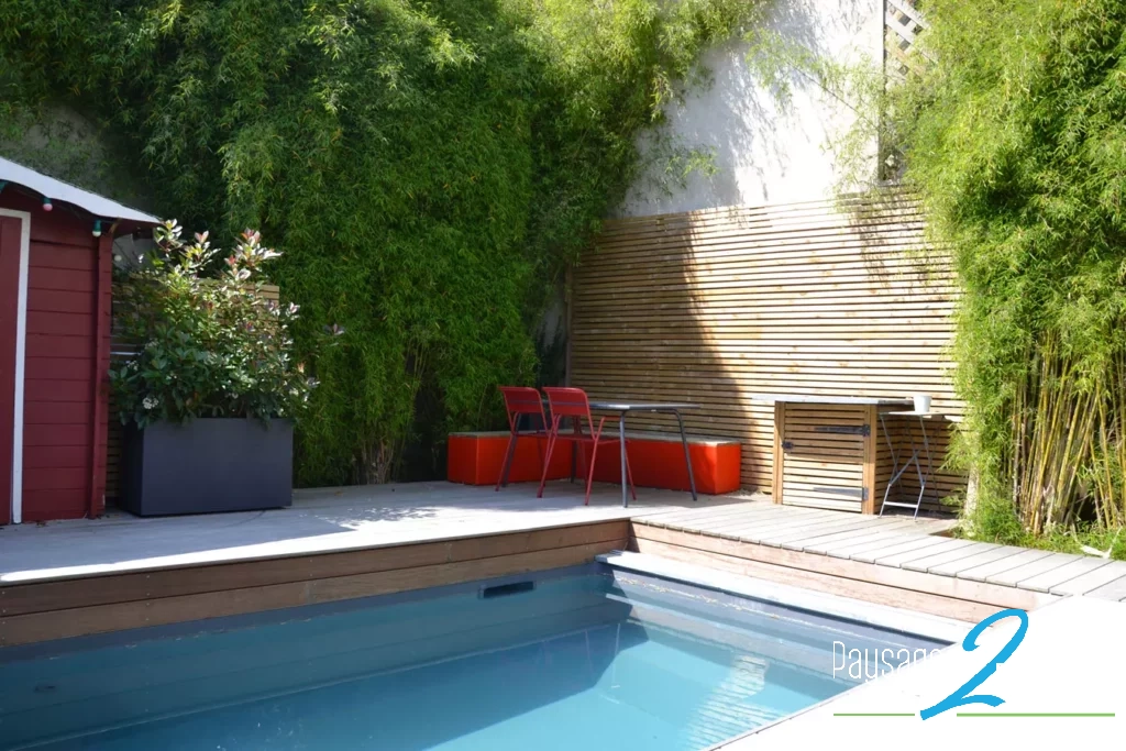 Piscine de ville en bois avec bambou - Paysagiste Nantes - Paysage des Deux Rivières