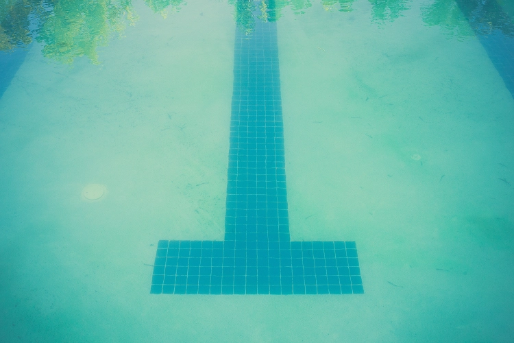 Eau trouble piscine - paysagiste des 2 rivières1