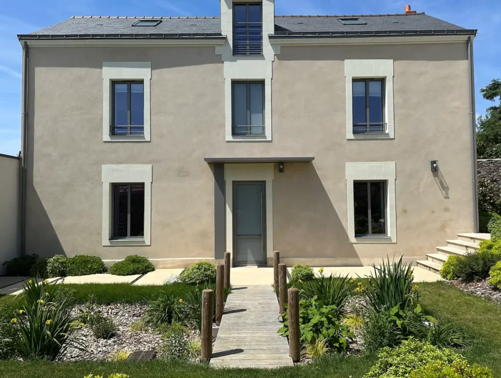 aménagement entrée extérieur maison - Paysages des 2 Rivières2