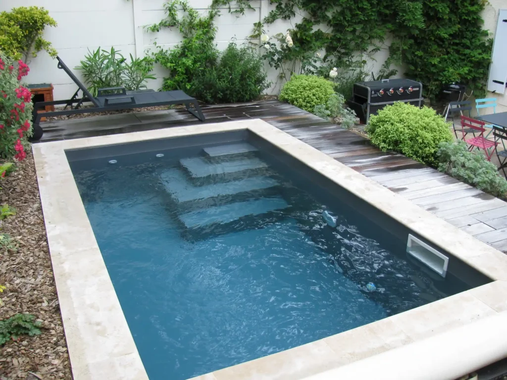 piscine-sans-permis-de-construire-mini-piscine-jardin-nantes