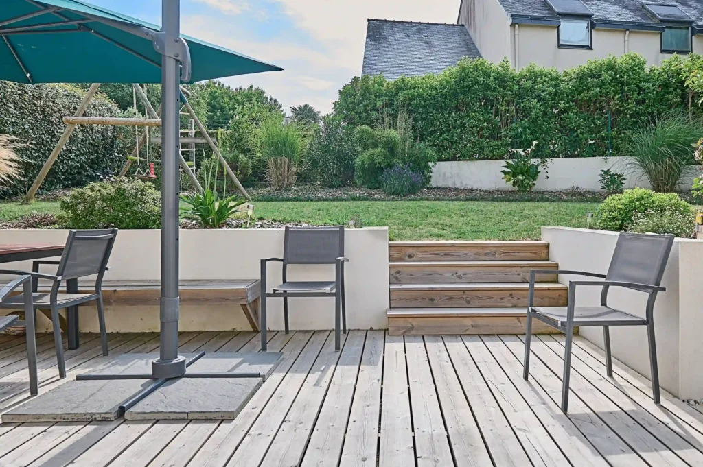 Terrasse et escalier- paysage des deux rivières6