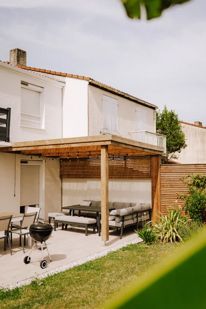 créer un coin d'ombre au jardin pergolas 1