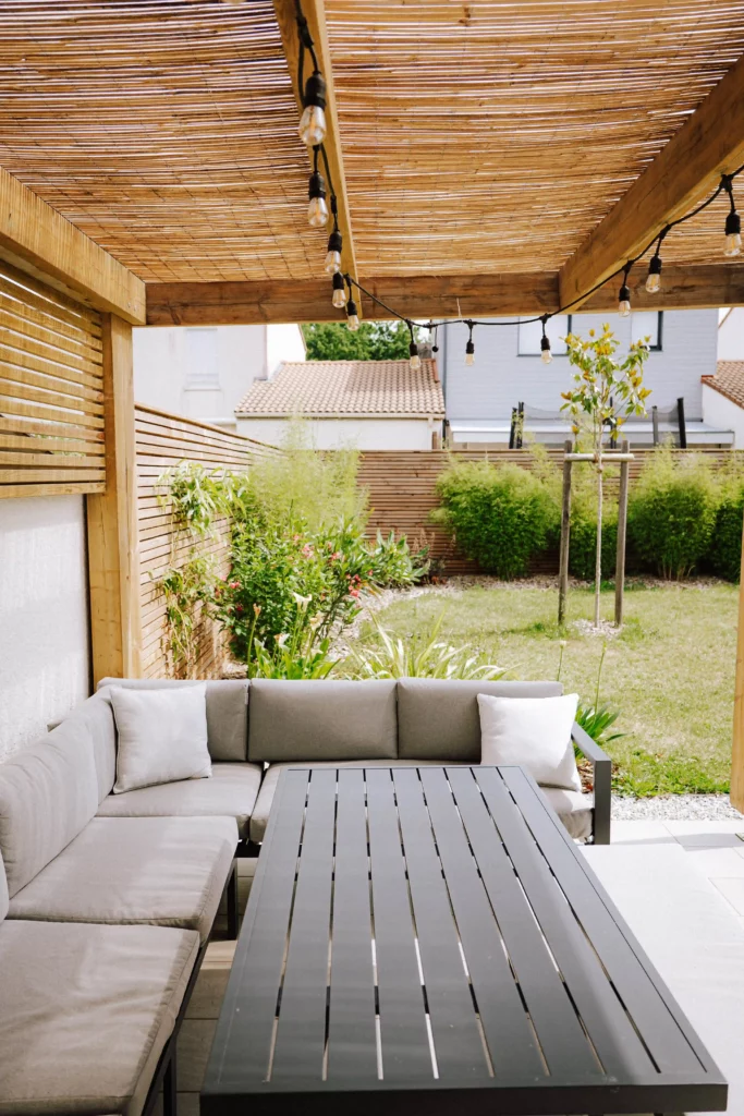 créer un coin d'ombre au jardin pergolas 2